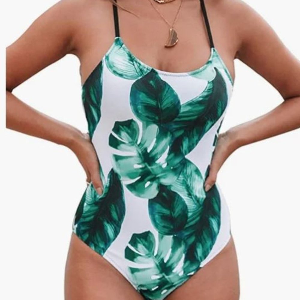 CUPSHE Tropical Leaf one piece with lace up back. LARGE NWT